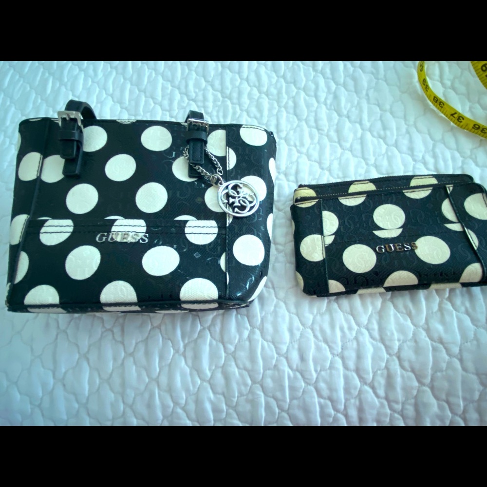 Guess handbag and wallet